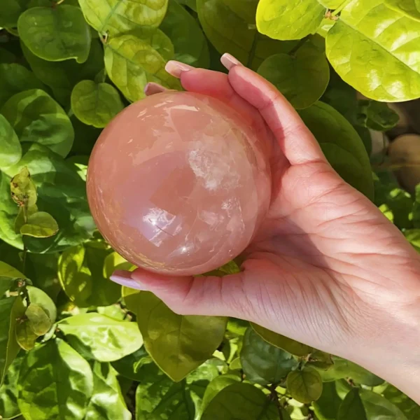 Rose Quartz Sphere L - Image 4