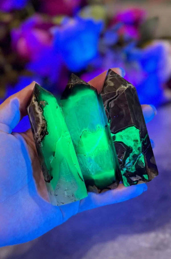UV Reactive Agate - Image 2
