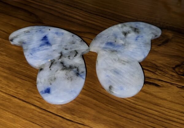 Sodalite Butterfly - Image 2