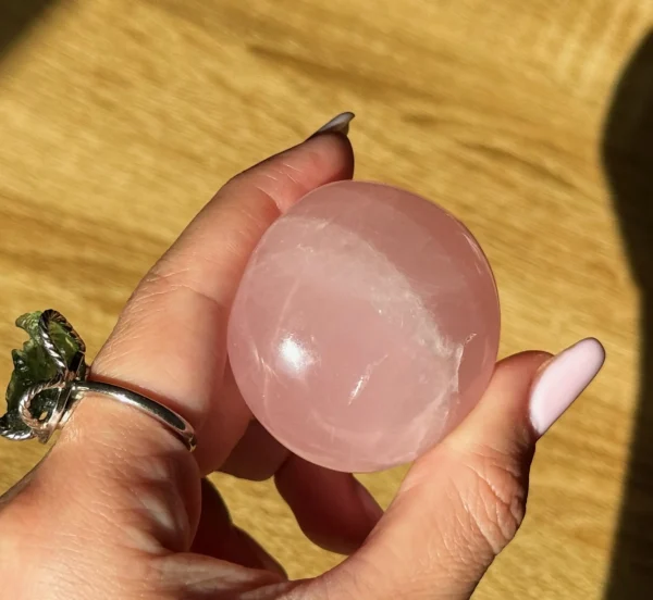 Rose Quartz Palm Stone - Image 4