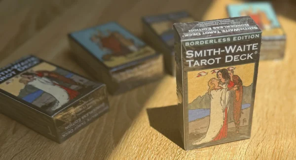 Borderless Edition - Smith Waite Tarot Deck - Image 3