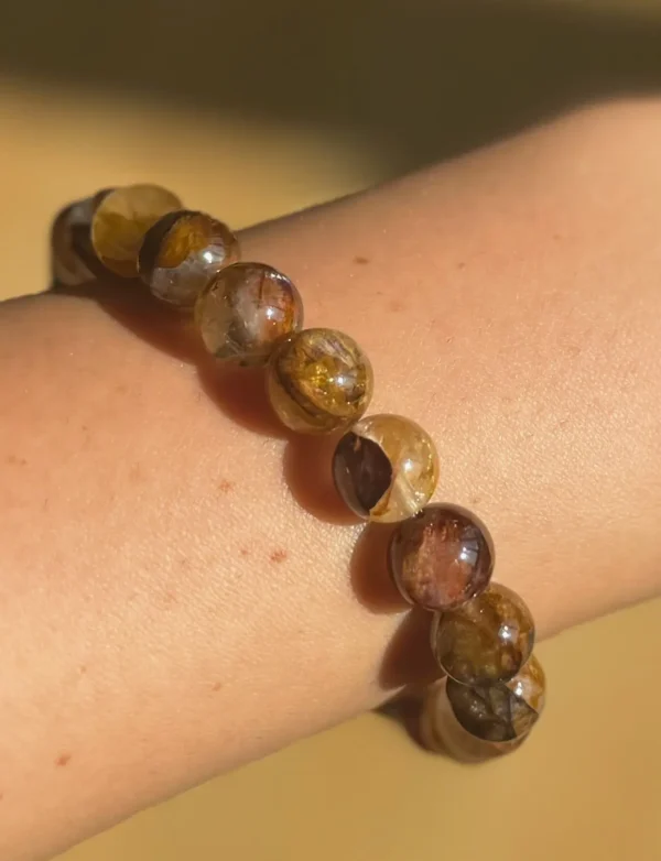 Lumen of the Golden Healer Bracelet - Image 3