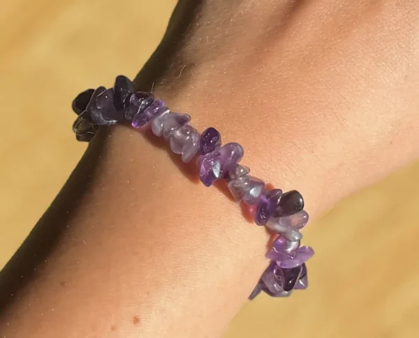 Dreamy Amethyst Chip Bracelet