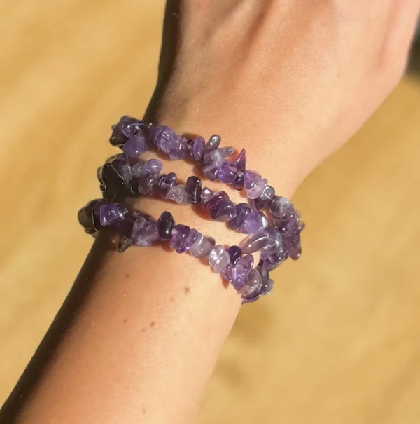 Dreamy Amethyst Chip Bracelet - Image 4