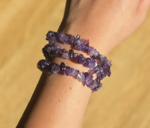 Dreamy Amethyst Chip Bracelet - Image 2