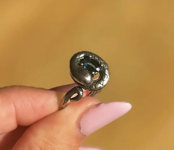 💠 Venum & Topaz Ring 🐍 - Image 3