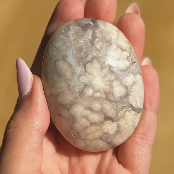 Flower Agate Palm Stone