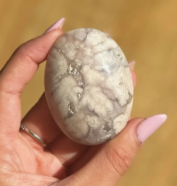 Flower Agate Palm Stone - Image 4