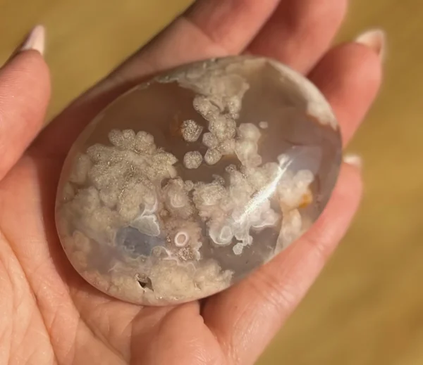 Flower Agate Palm Stone