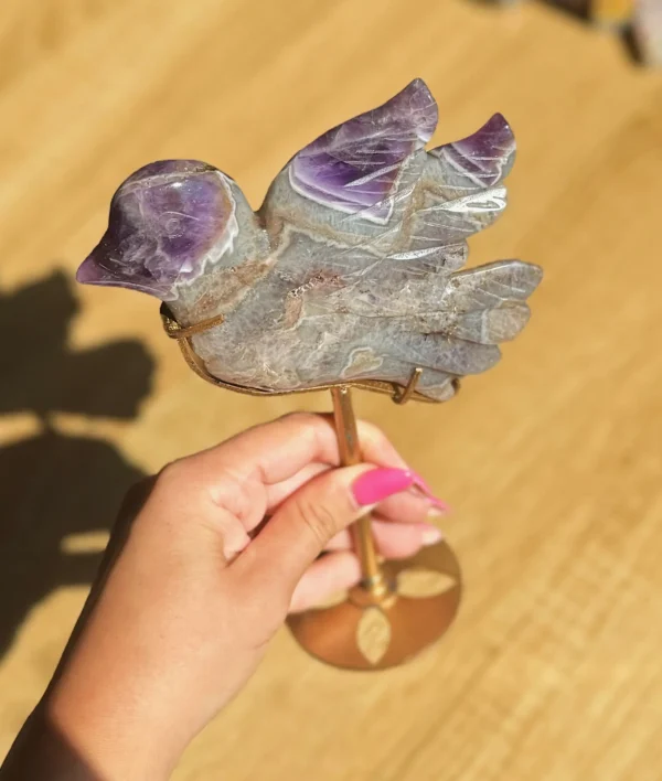The Oracle Bird Amethyst Sculpture - Image 2