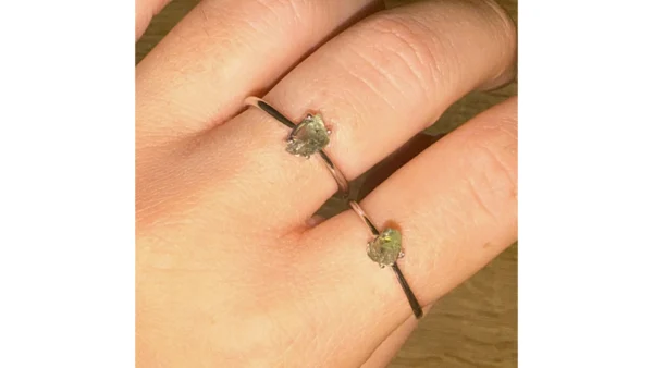 💚Moldavite ~ Portal of Transformation✨🧙‍♀️