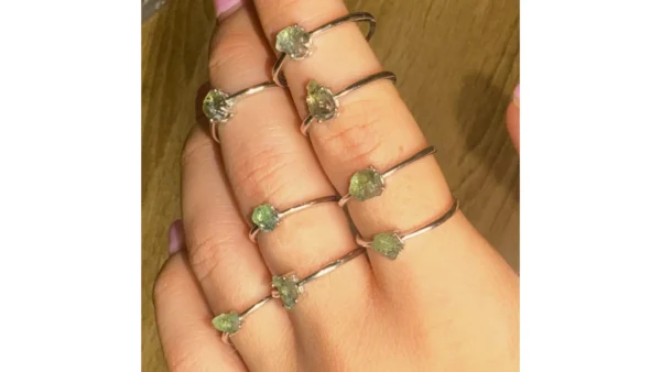 💚Moldavite ~ Portal of Transformation✨🧙‍♀️ - Image 4