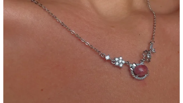 🍓💖Hello Kitty Strawberry Quartz Necklace - Image 3