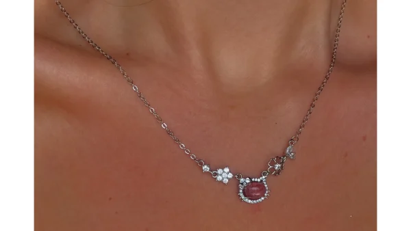 🍓💖Hello Kitty Strawberry Quartz Necklace