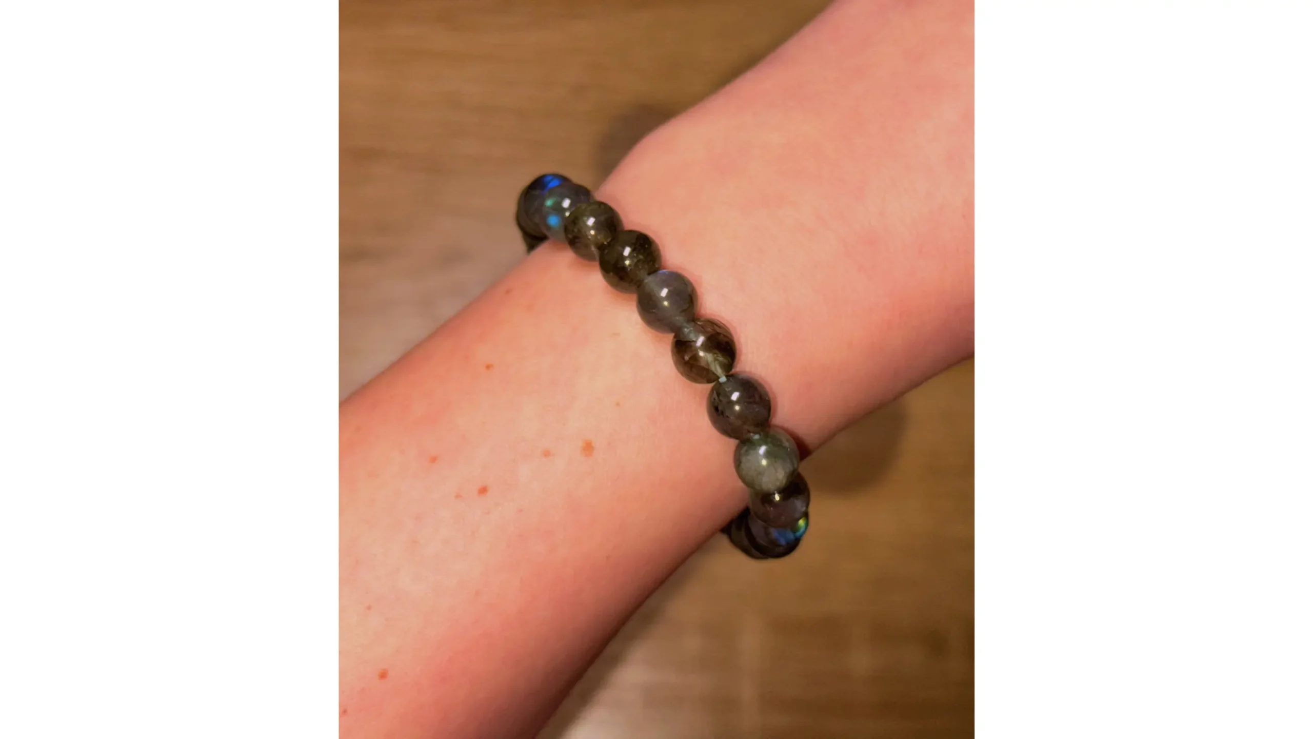 🖤🌘Labradorite The Whisper Between Dimensions🌘🖤