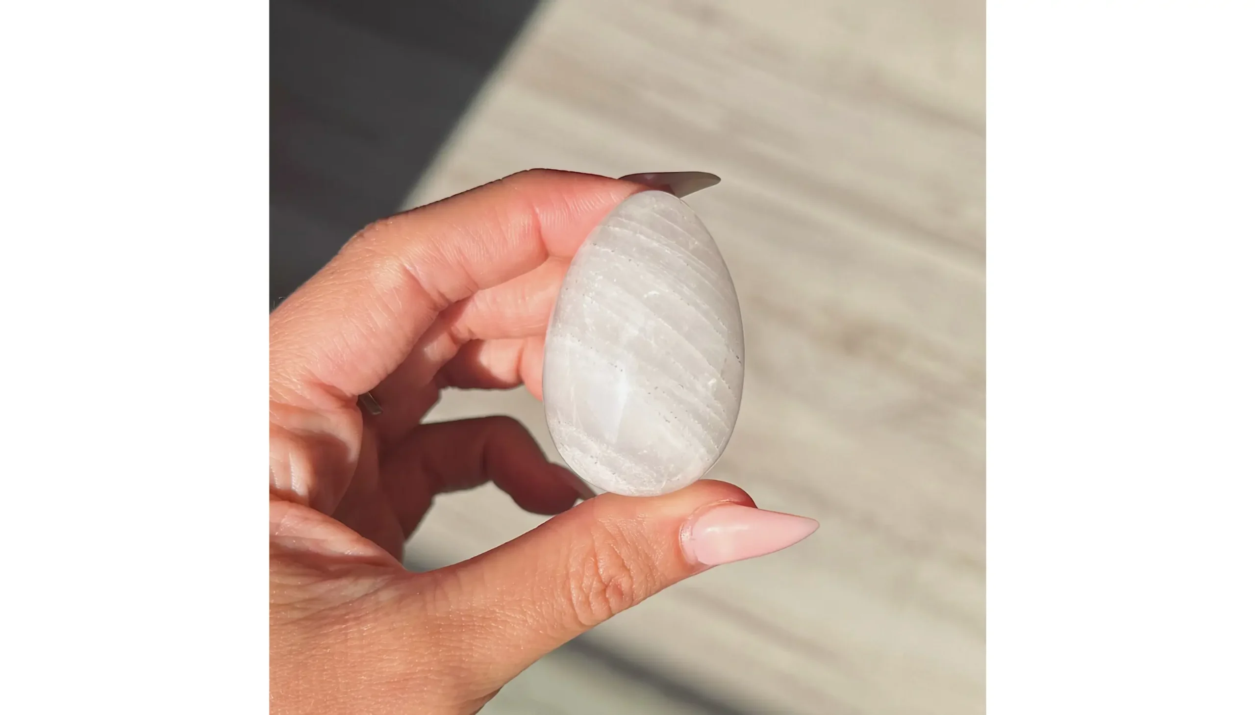 🤍Milky Quartz Egg ~ Moonseed🌙🤍