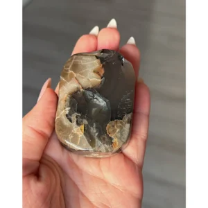 💚⚡Volcano Agate Palm Stone ~ The Emerald Rift⚡💚