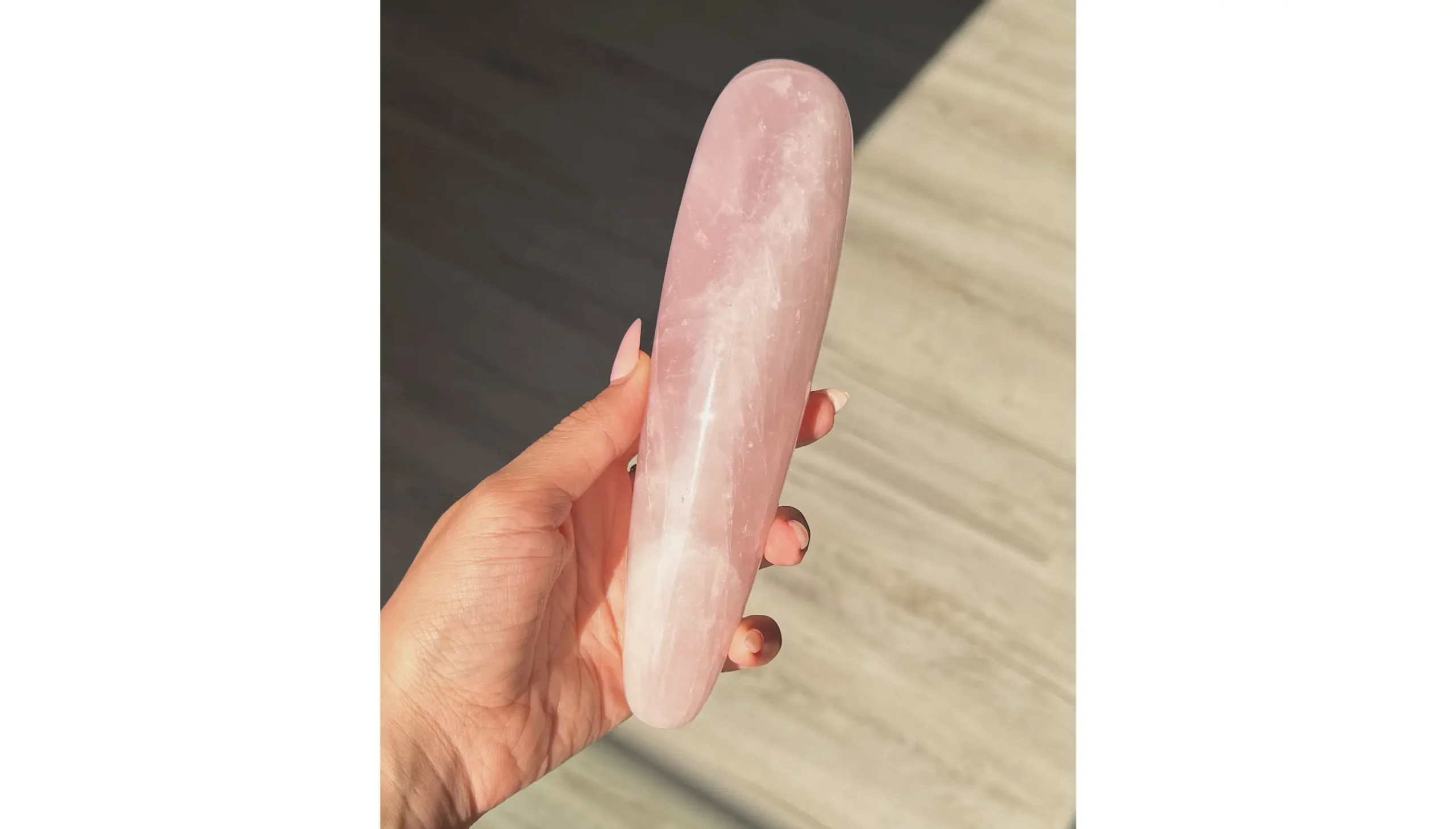 🌸Rose Quartz Yoni Wand ~ Moonlit Petal🌙🌸