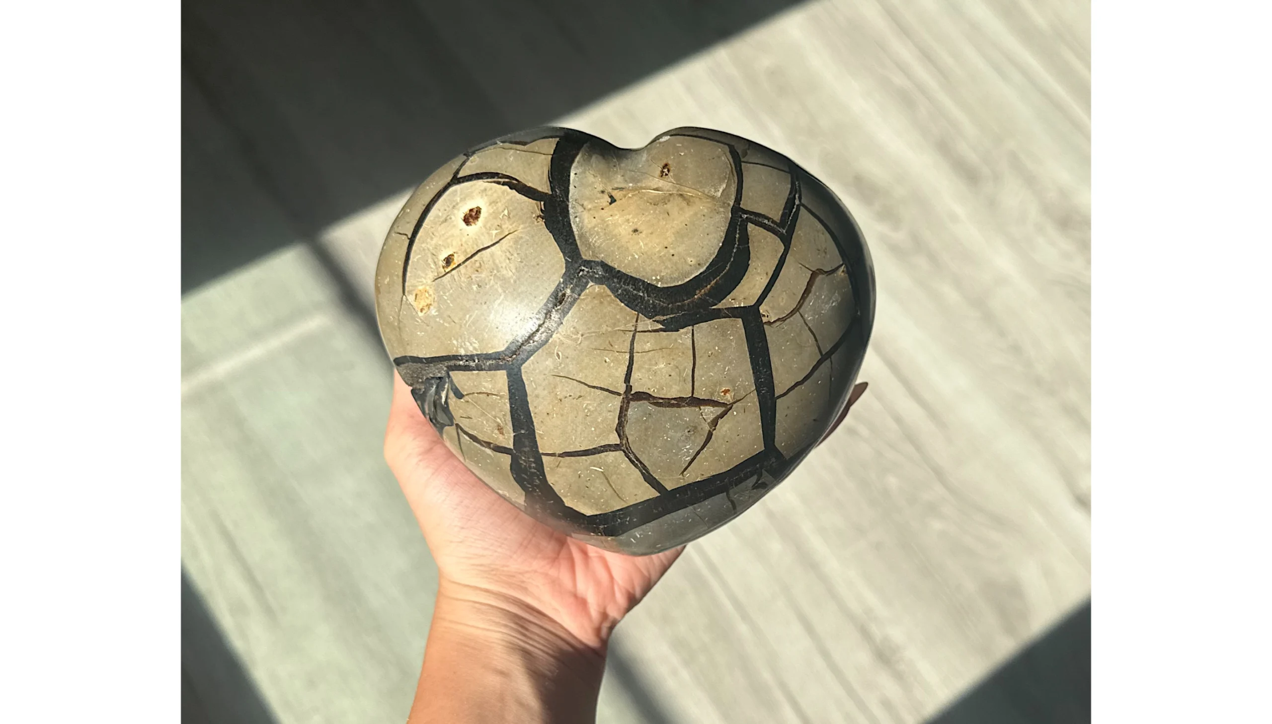 🖤🐉✨Ancient Dragon Heart ~ Septarian Heart with Druzy✨🐉🖤 - Image 3