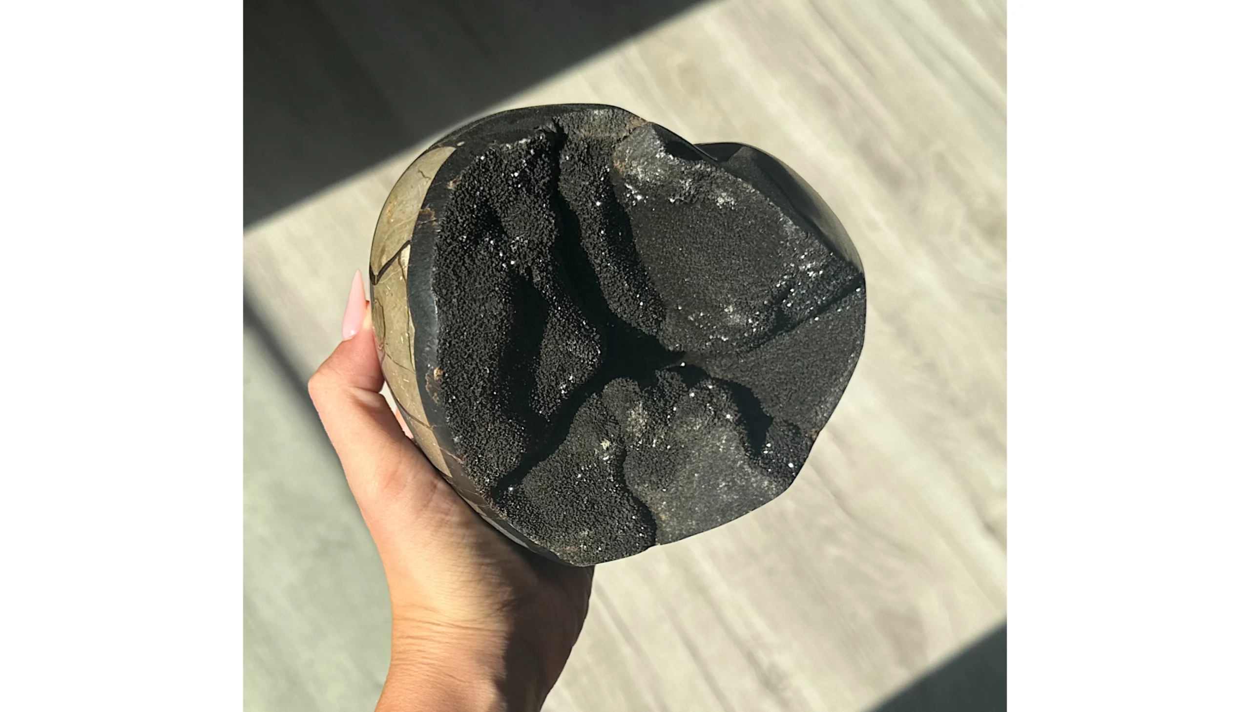 🖤🐉✨Ancient Dragon Heart ~ Septarian Heart with Druzy✨🐉🖤 - Image 2