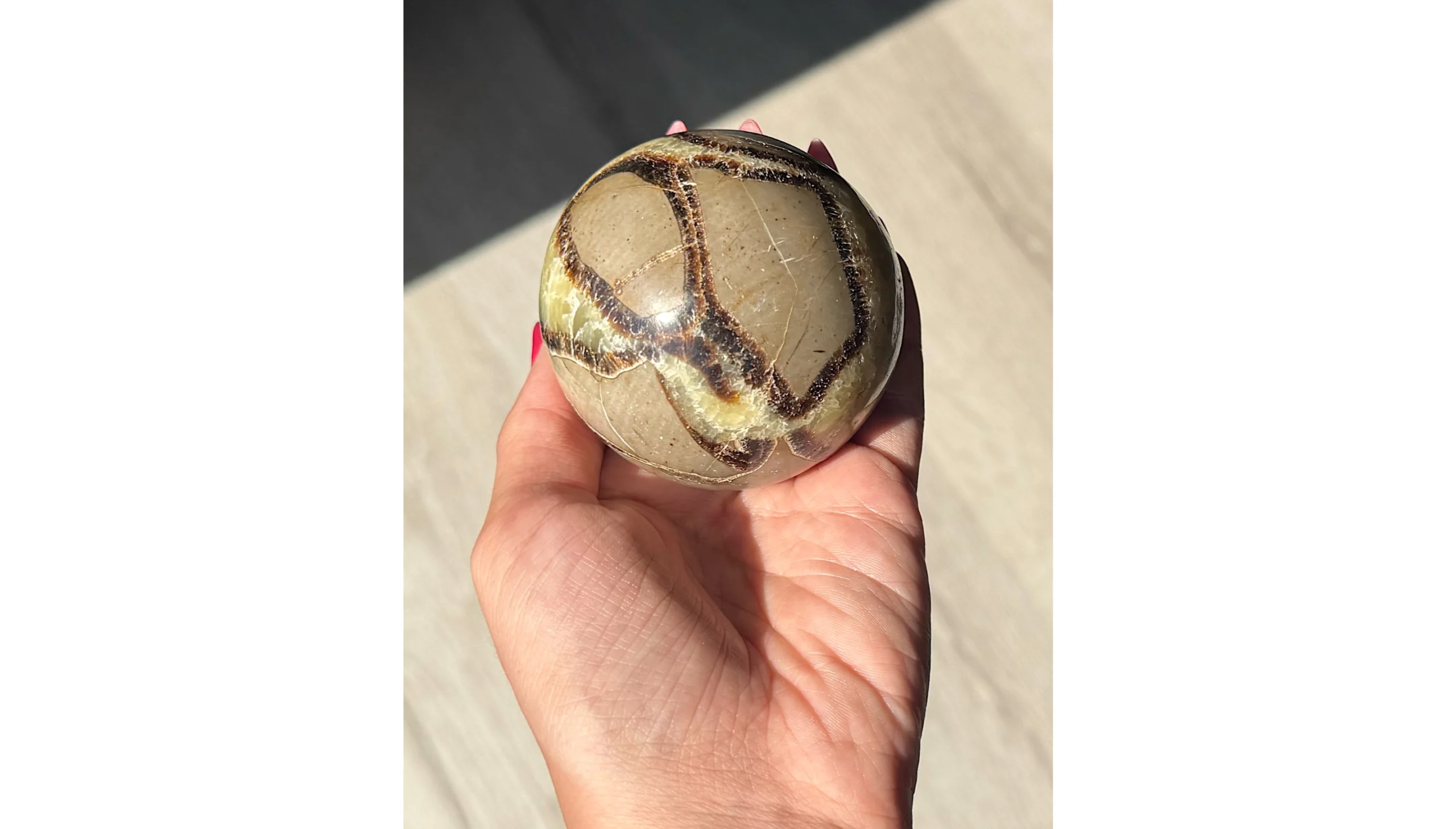 🐉👑Dragon King's Eye Septarian Sphere👑🐉 - Image 4