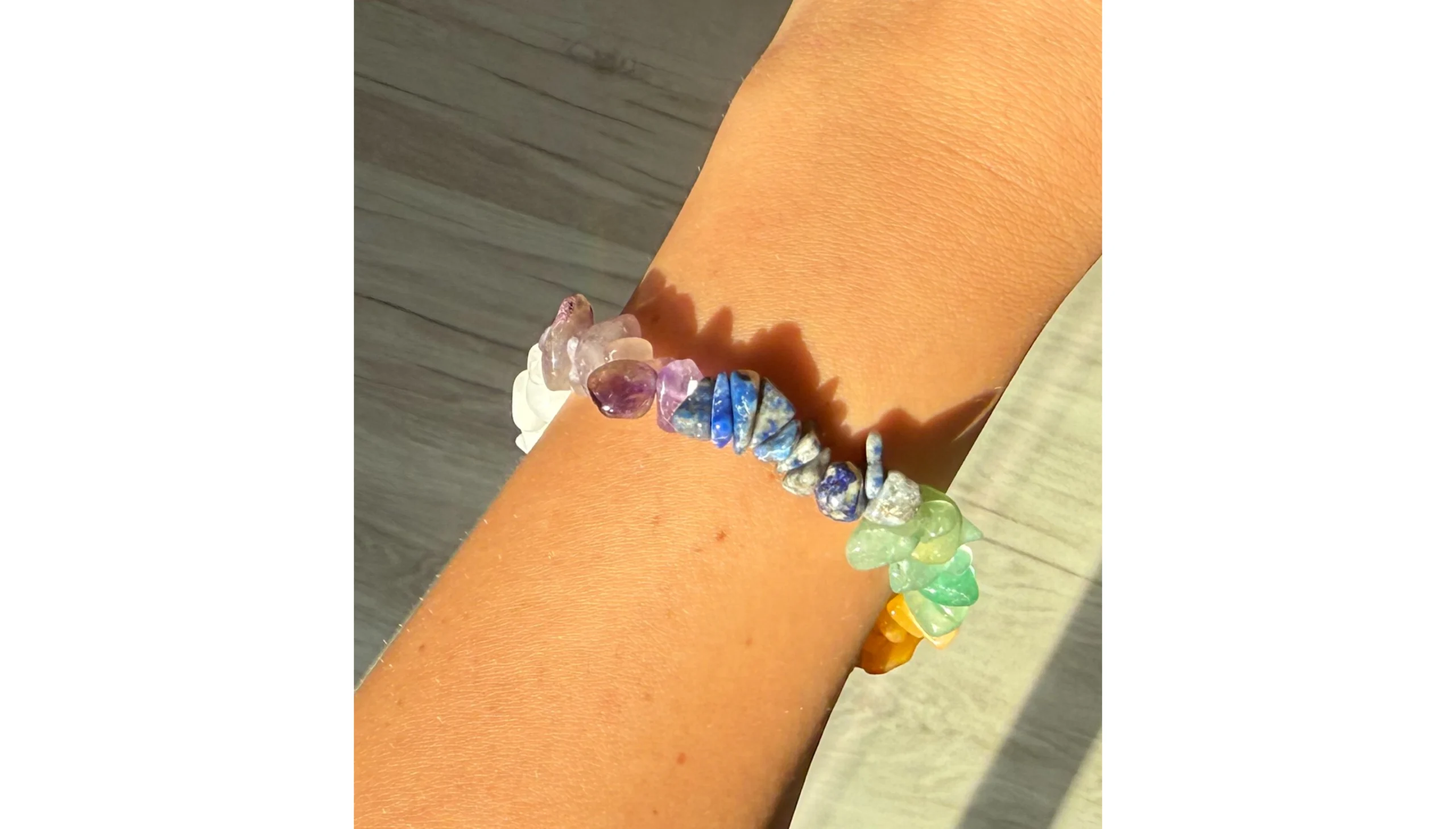 🌈🧚♀️✨Seven Chakra Chip Bracelet✨🧚♀️🌈