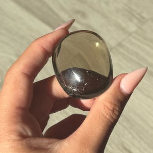 🤎🌫️Smoky Quartz ~ The Keeper of Quiet Skies🌫️🤎