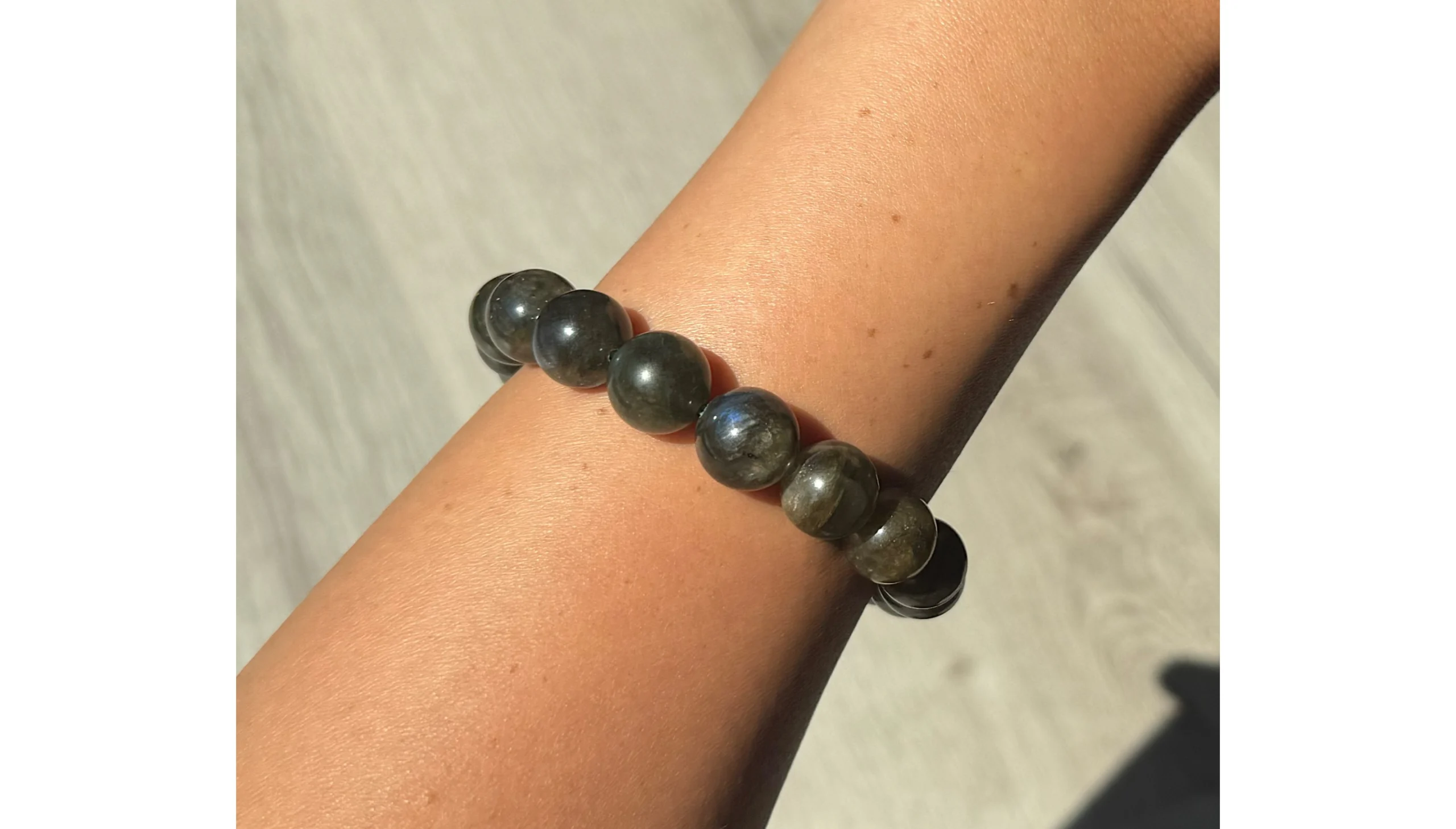 🦋Astra Noctis ~ High Flash Labradorite🦋