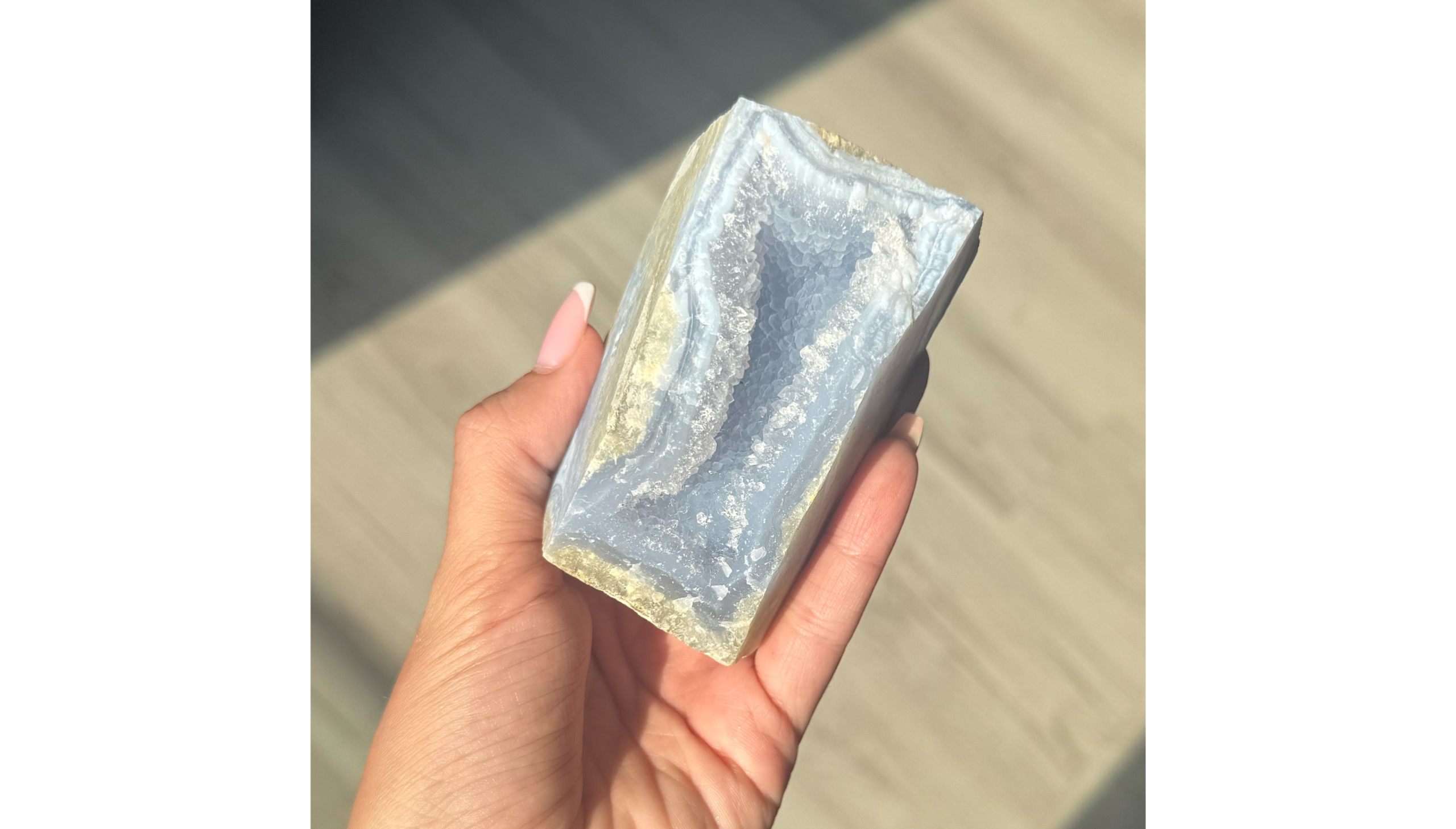 ❄️📚Eiravel ~ Blue Lace Agate Druzy Specimen📚❄️
