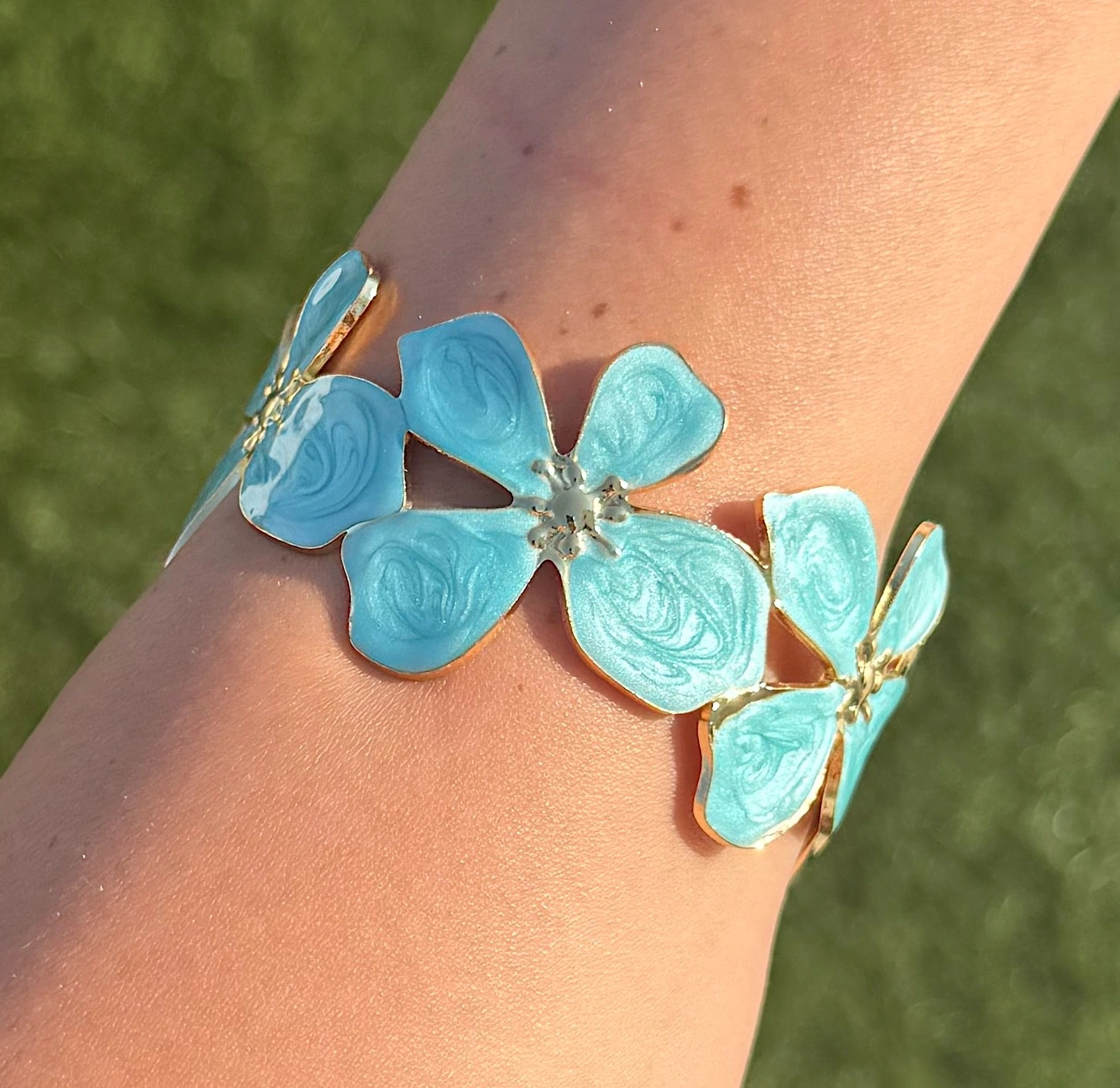 ✨🩵Bluebell Spell ~ 18K Gold Plated Bracelet🩵✨ - Image 2
