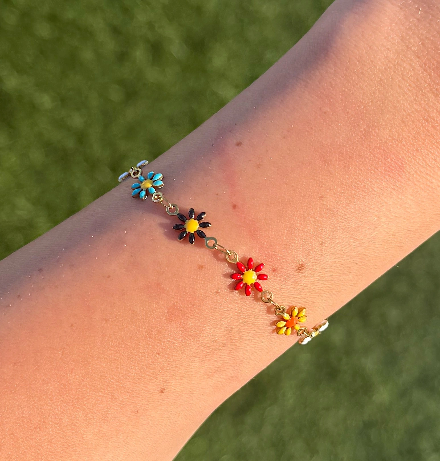 🌼🌈Daisy Parade ~ 18K Gold Plated Bracelet🌈🌼 - Image 2