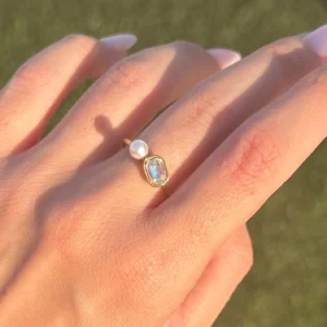 ✨🦢🩷Palace Whisper ~ 18K Gold Plated Ring🩷 🦢✨