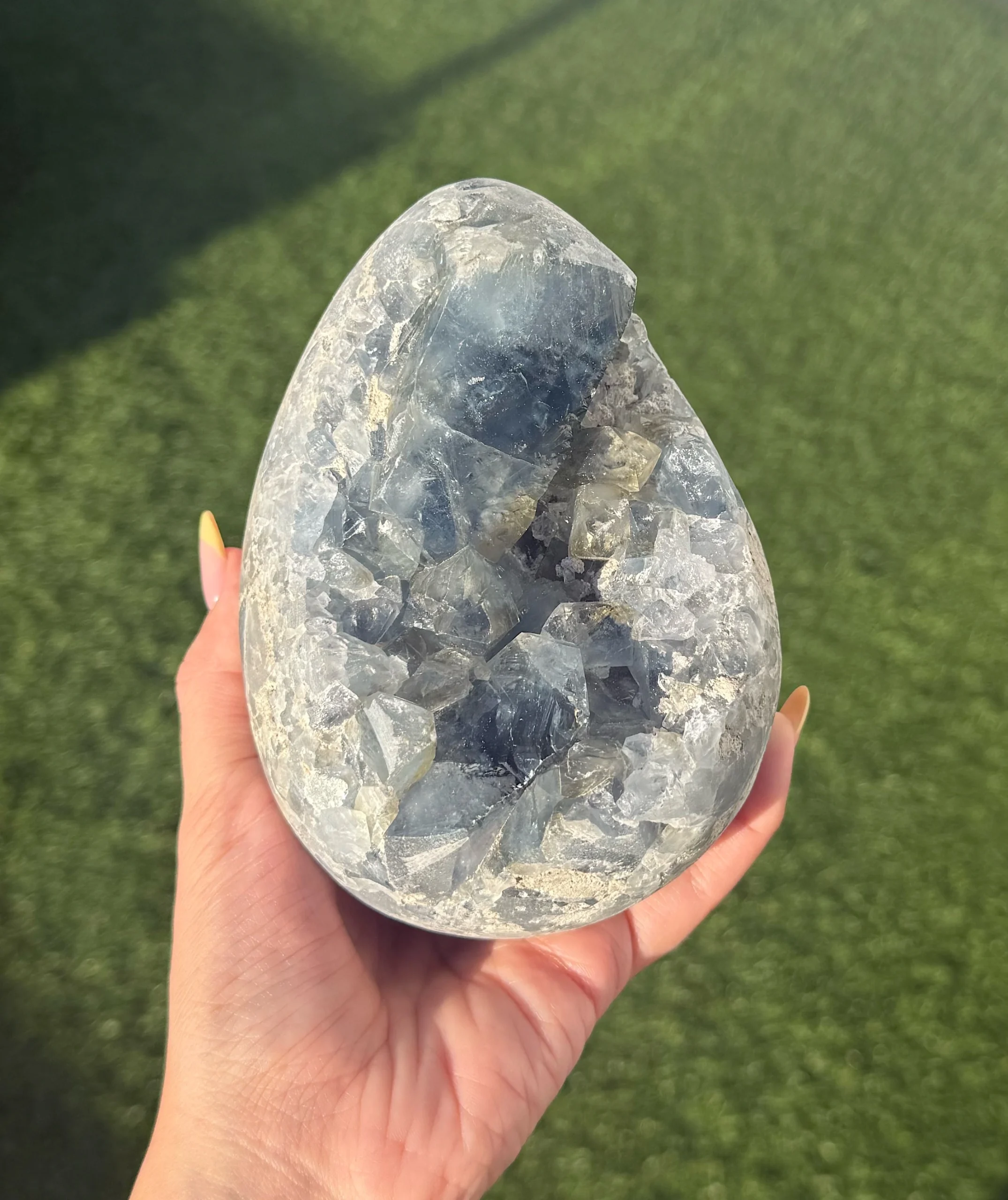 🩵🪽The Healer’s Cradle ~ Blue Calcite Cluster🪽🩵 - Image 4