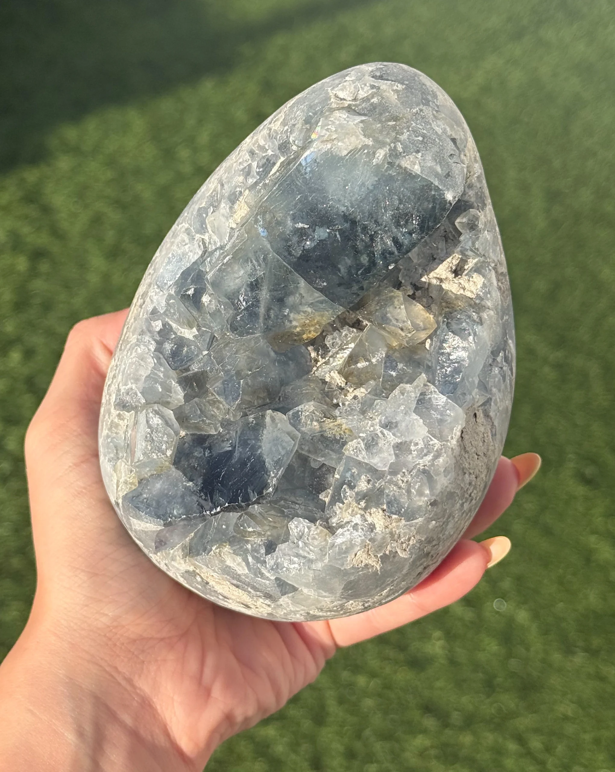 🩵🪽The Healer’s Cradle ~ Blue Calcite Cluster🪽🩵 - Image 3