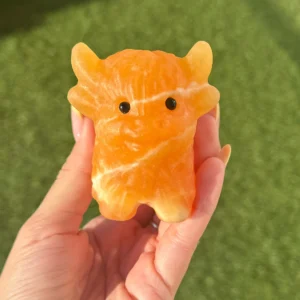 🧡🐮The Sunblush Keeper ~ Orange Calcite Highland Cow🐮🧡