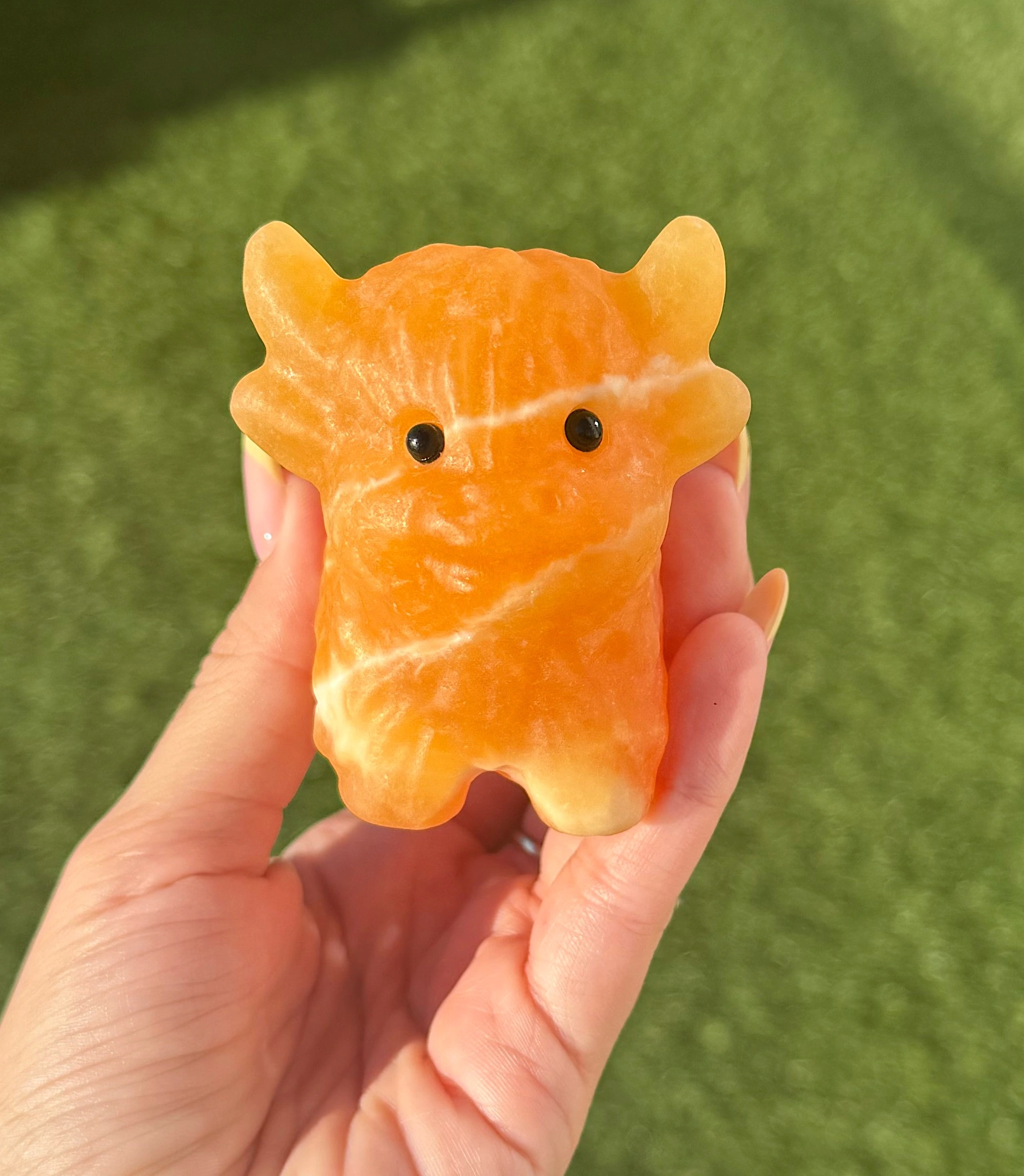 🧡🐮The Sunblush Keeper ~ Orange Calcite Highland Cow🐮🧡